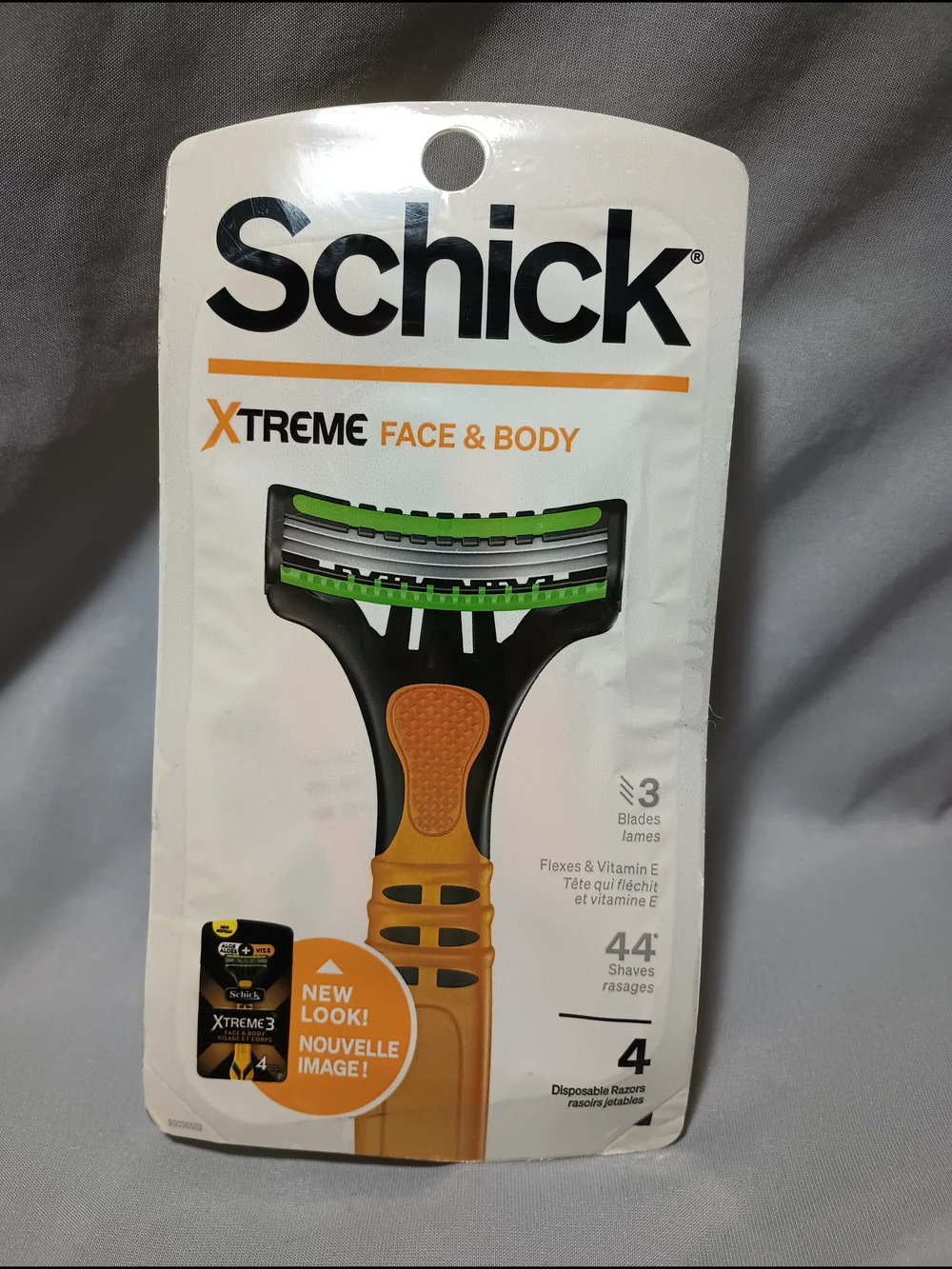 Schick Men's Xtreme 3 Blades Razors (2)